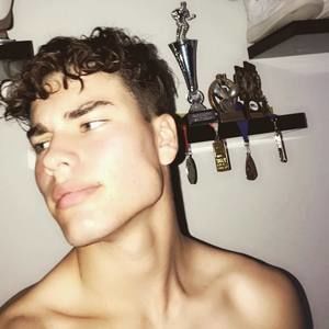 Meet your Posher, Hardus